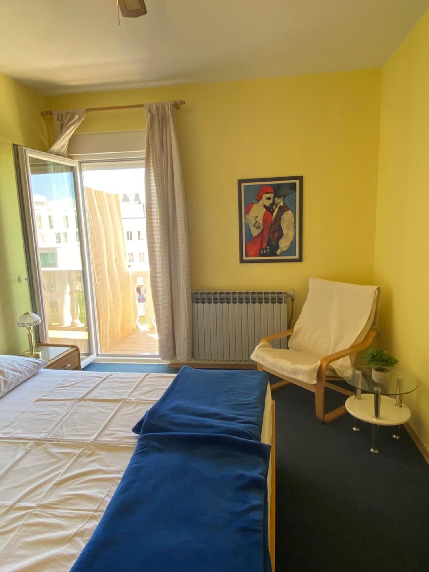 Family Apartments Vesna- 100 M Beach -Center Криквеница Екстериор снимка