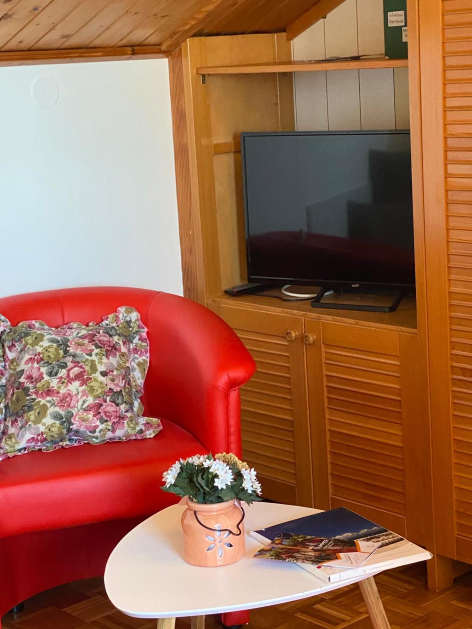 Family Apartments Vesna- 100 M Beach -Center Криквеница Екстериор снимка