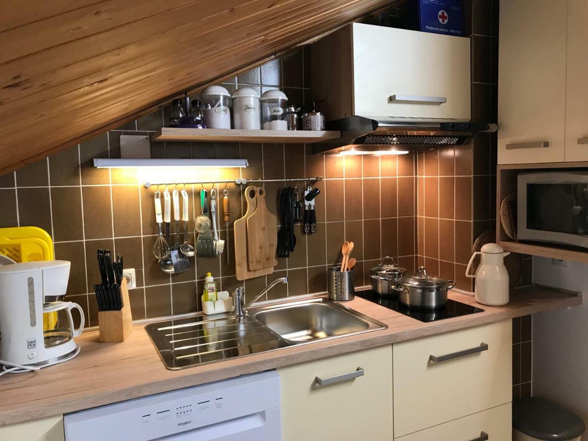 Family Apartments Vesna- 100 M Beach -Center Криквеница Екстериор снимка